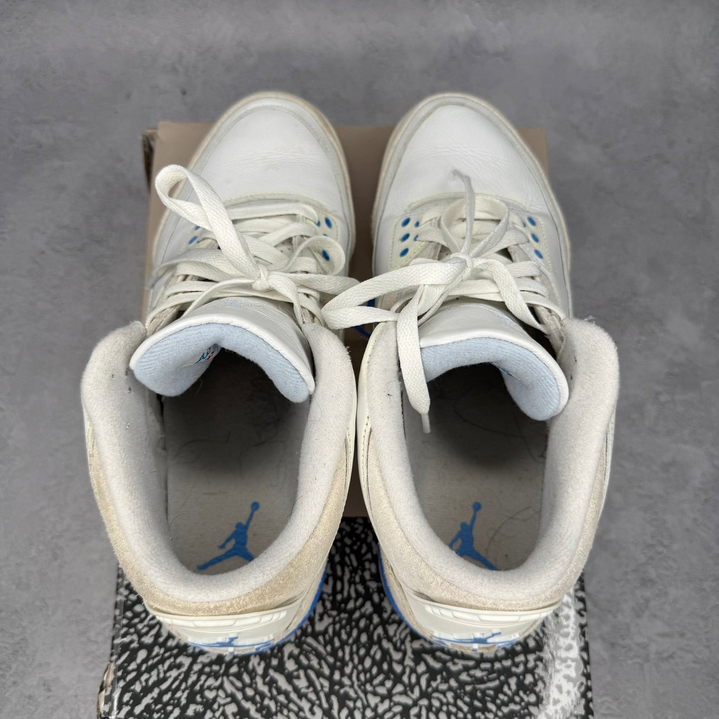 Jordan 3 Retro Lucky Shorts *pre - owned* SIZE 10 - Kicks Collective PA - Jordan - CT8532-101 - Men's Shoes - 10M/11.5W - Pre - Owned