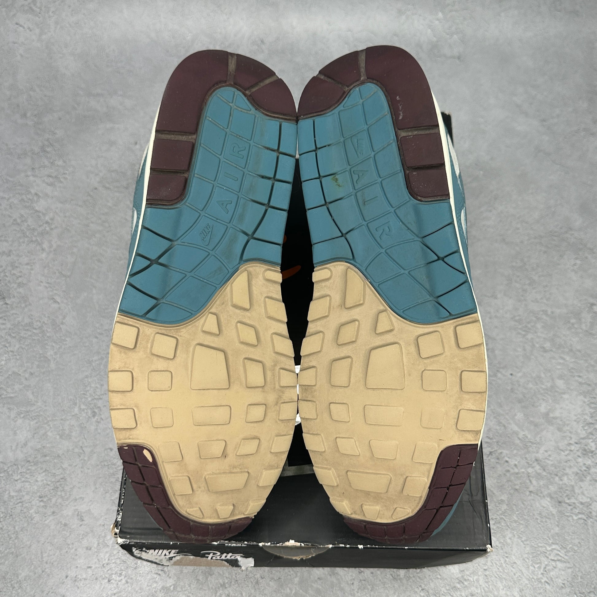 Nike Air Max 1 Patta Waves Noise Aqua *pre-owned* SIZE 10