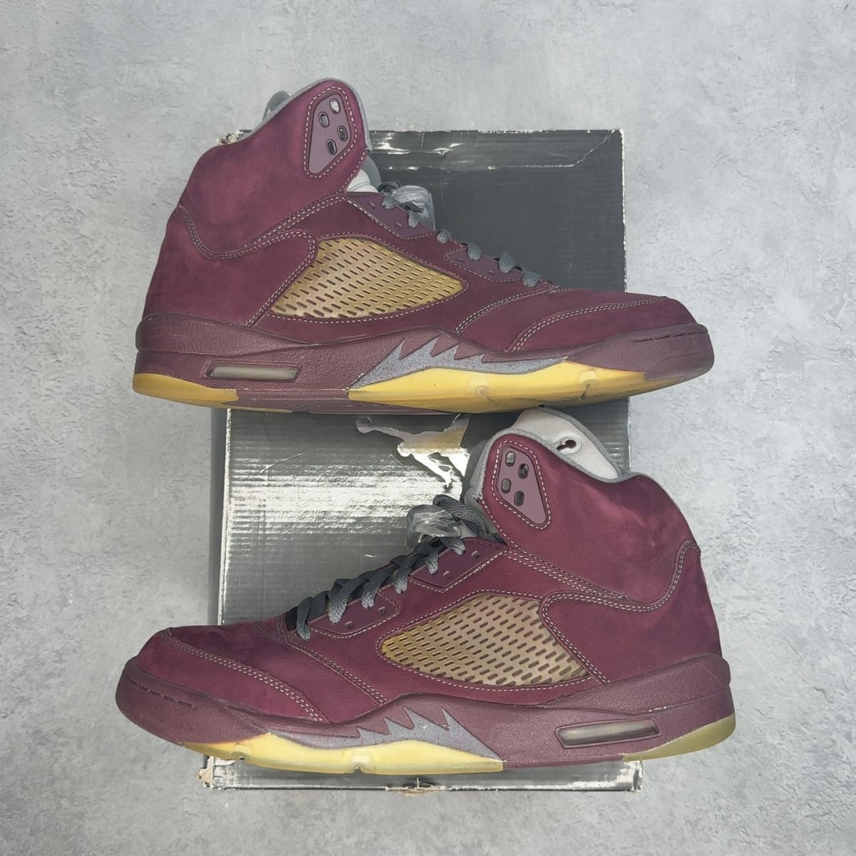 Jordan 5 Retro Burgundy (2006) 13 (Pre-Owned) - Kicks Collective PA - Jordan - 314259-602-13-PO-1 - Pre-Owned Sneakers - 13