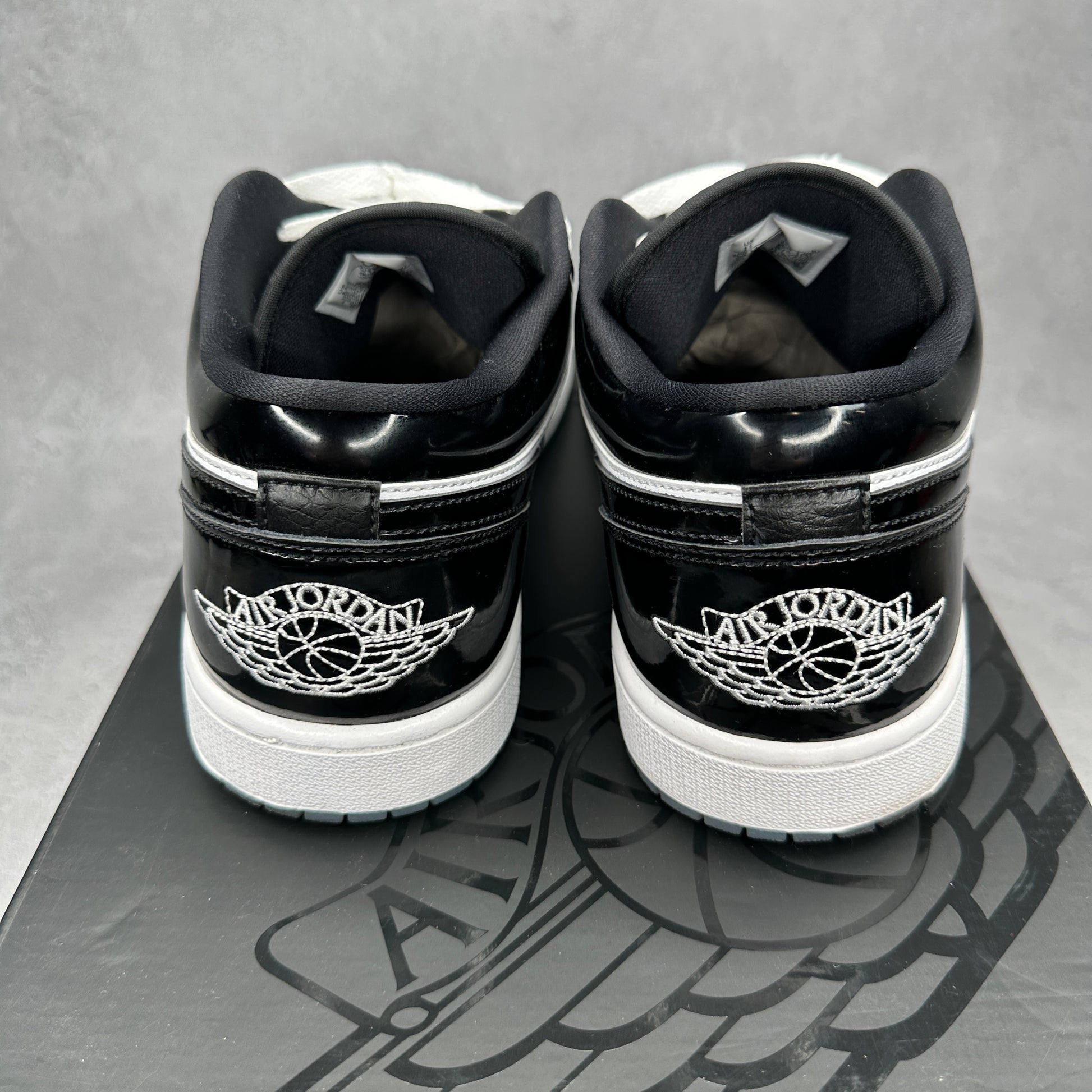 Jordan 1 Low SE Concord *pre-owned* SIZE 11