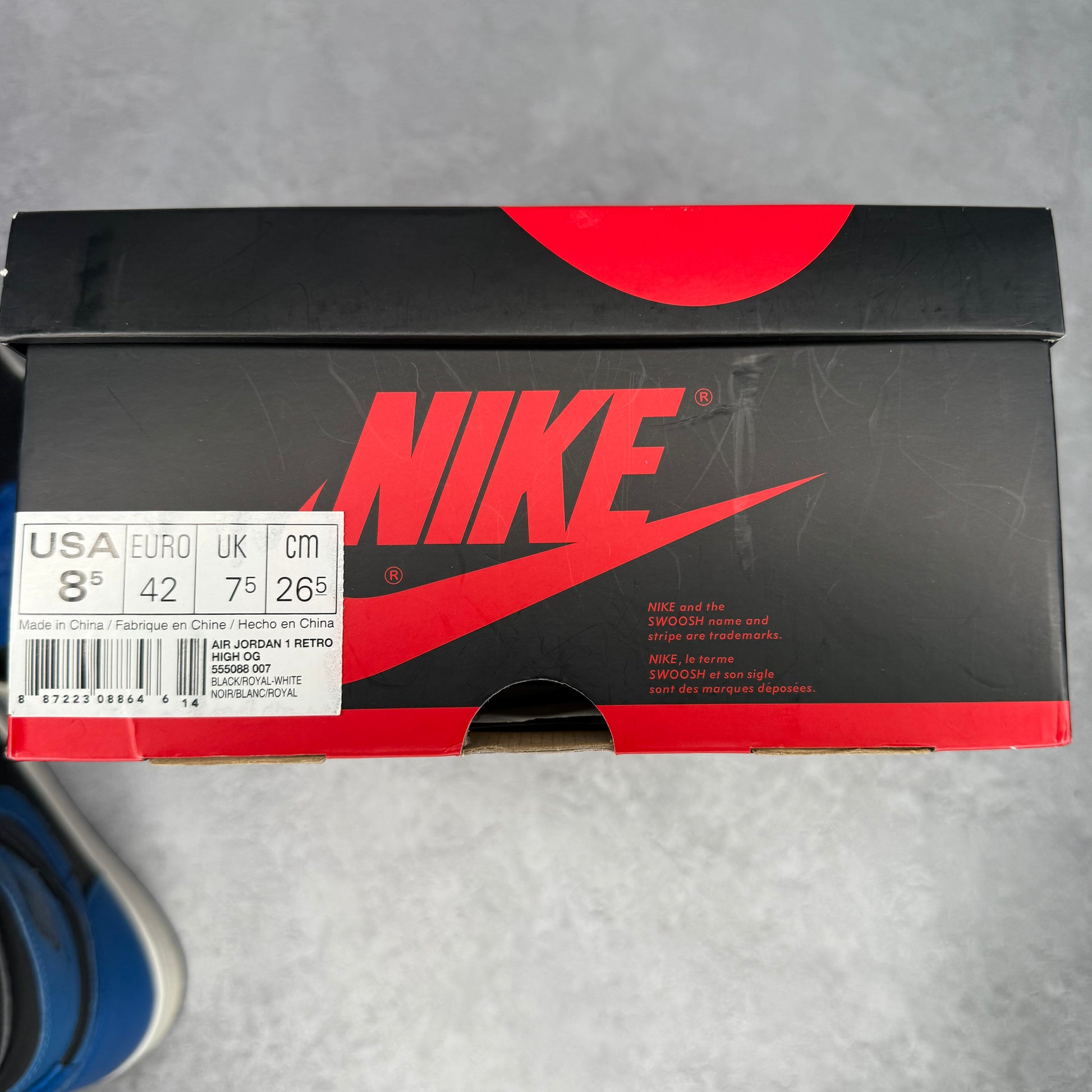 Jordan 1 Retro Royal (2017) *pre-owned* SIZE 8.5