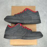 Nike SB Dunk Low Supreme 94 Black 9.5 (Pre-Owned) - Image 2