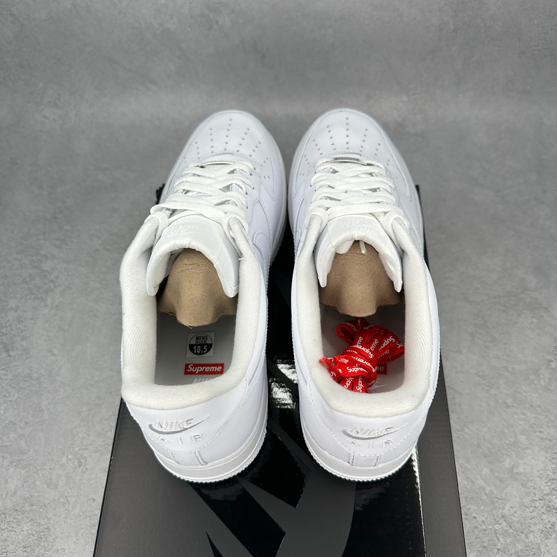 Nike Air Force 1 Low Supreme White