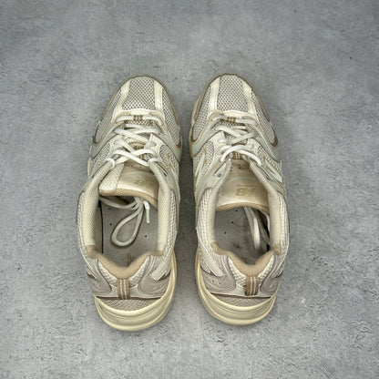 New Balance 530 Beige Angora *pre-owned* SIZE 10.5