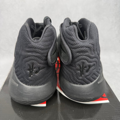 Nike Kyrie 2 Triple Black *pre - owned* SIZE 10.5 - Kicks Collective PA - Nike - 819583-008/820537-008 - Men's Shoes - 10.5M/12W - Pre - Owned