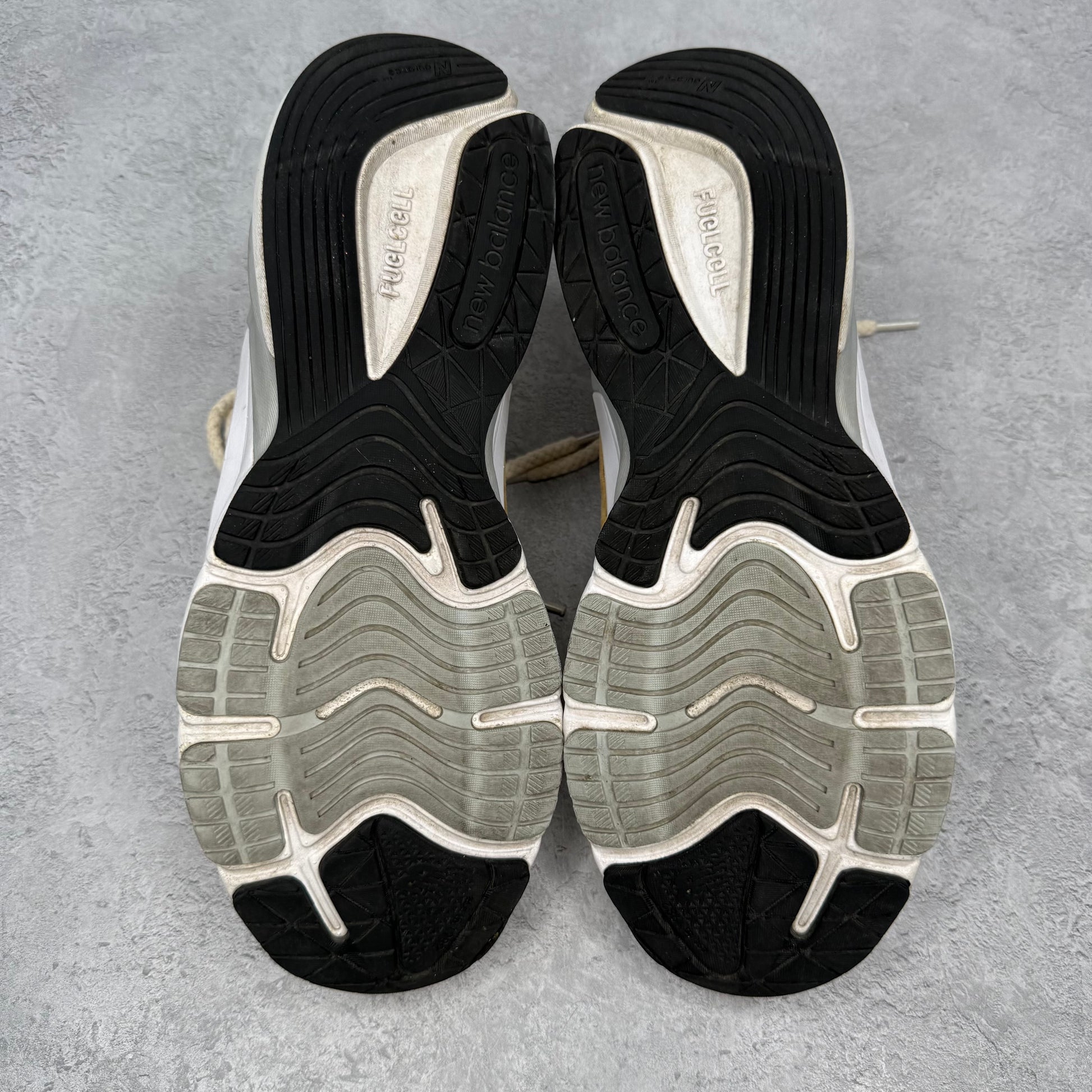 New Balance 990v6 MiUSA Workwear Grey *pre-owned* SIZE 10.5