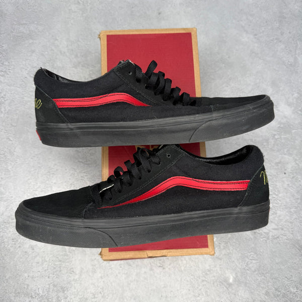 Vans Old Skool Disney Mickey Mouse Club *pre - owned* SIZE 11 - Kicks Collective PA - Vans - VANS-HQKVCXVE - Men's Shoes - 11M/12.5W - Pre - Owned - Replacement Box