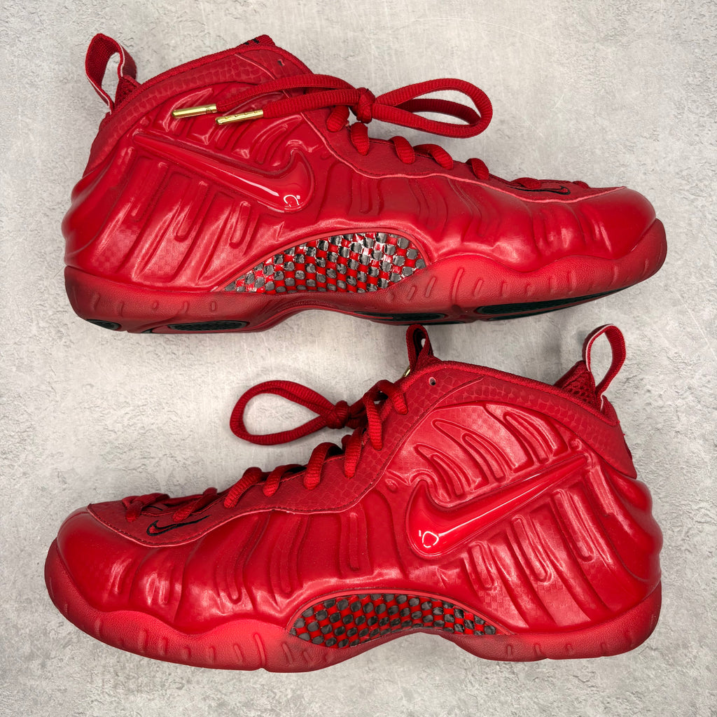 Nike Air Foamposite Pro Red October *pre-owned* SIZE 10.5