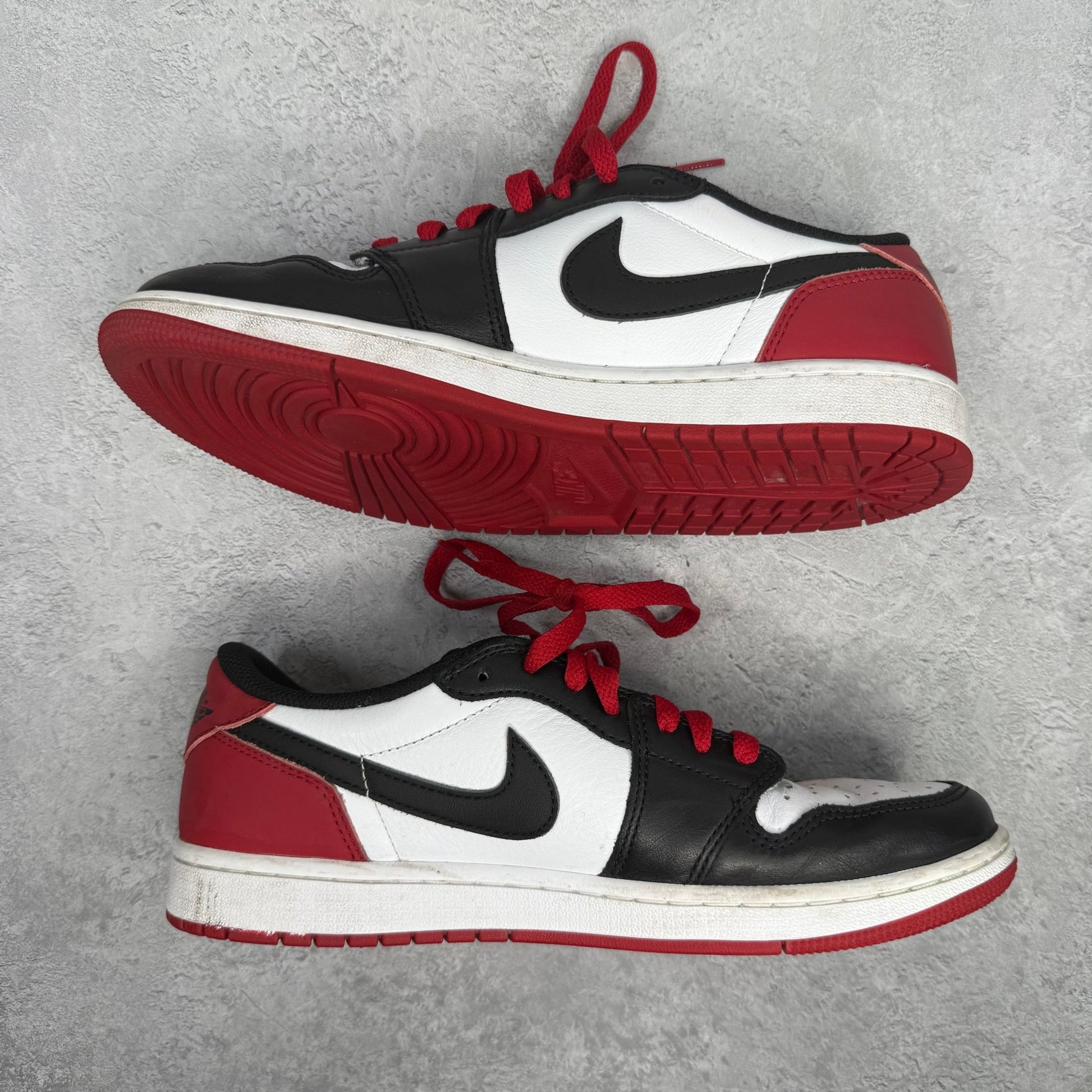 Jordan 1 Retro Low OG Black Toe (2023) *pre - owned* SIZE 8.5 - Kicks Collective PA - Jordan - CZ0790 - 106 - Men's Shoes - 8.5M/10W - Pre - Owned