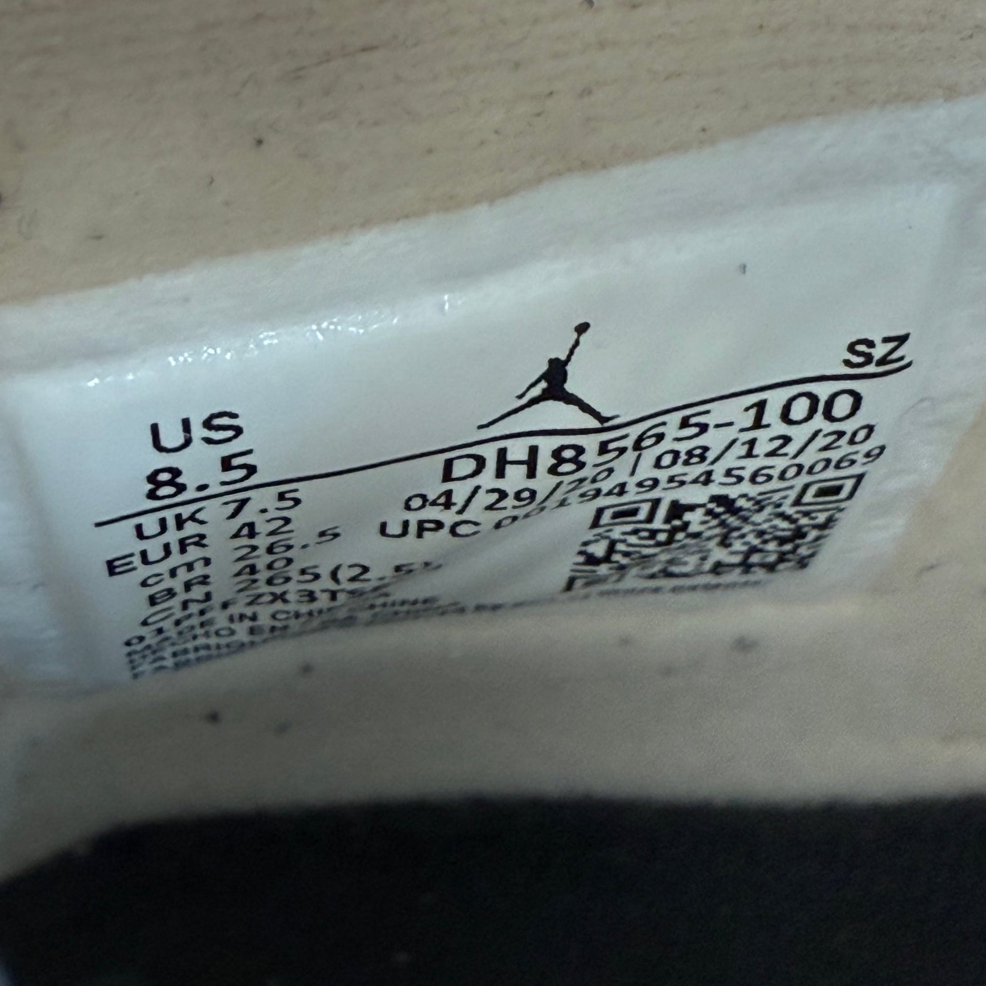 Jordan 5 Retro Off - White Sail *pre - owned* HOLES CUT OUT SIZE 8.5 - Kicks Collective PA - Jordan - DH8565-100 - Men's Shoes - 8.5M/10W - Pre - Owned