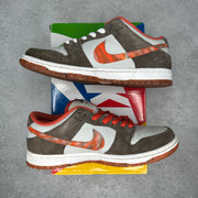 Nike SB Dunk Low Crushed D.C. *pre-owned* SIZE 8