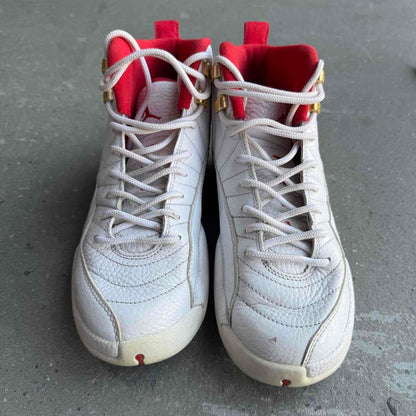 Jordan 12 Retro FIBA (2019) (GS) *pre-owned* SIZE 5.5Y