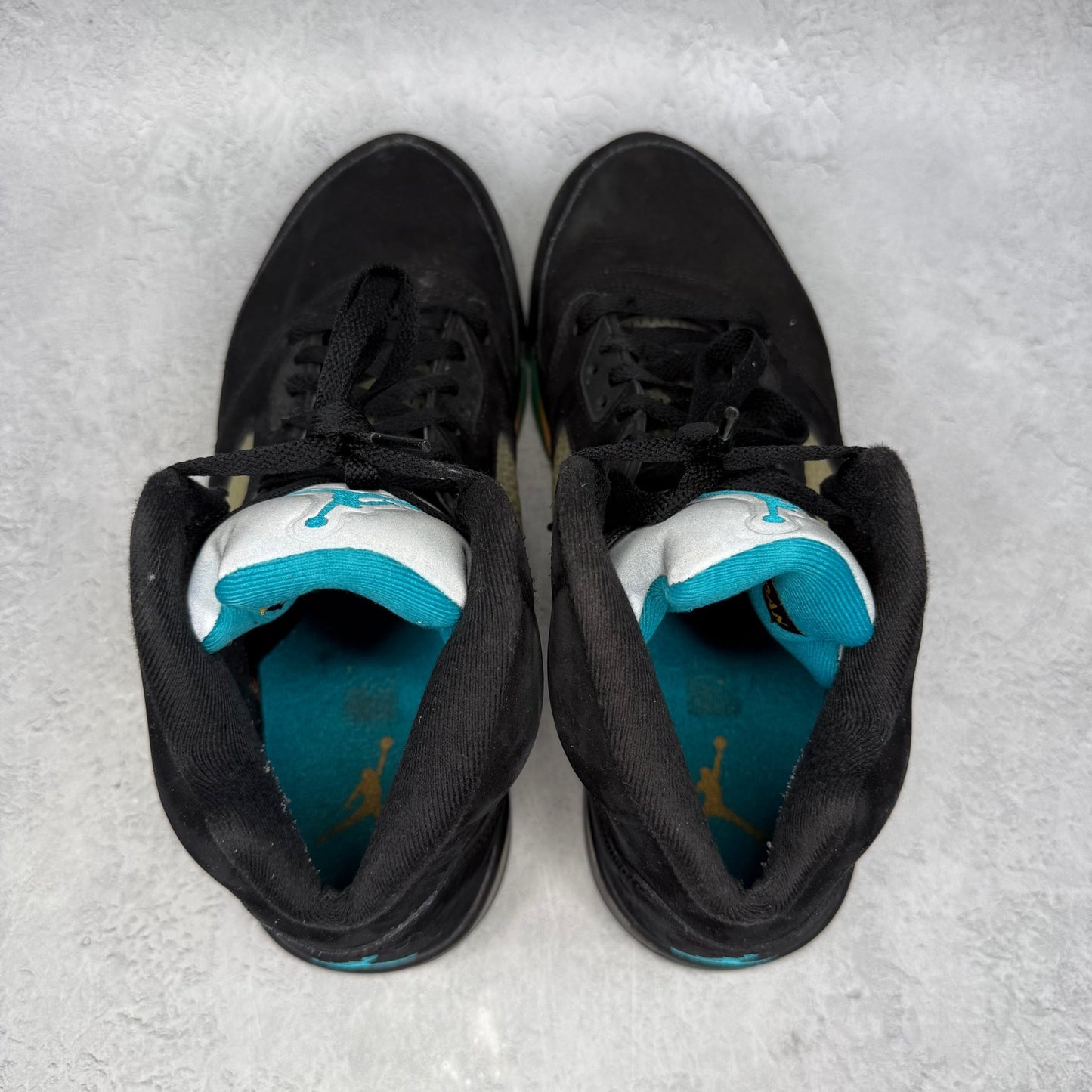 Jordan 5 Retro Aqua *pre - owned* SIZE 11 - Kicks Collective PA - Jordan - DD0587-047 - Men's Shoes - 11M/12.5W - Pre - Owned - No Box