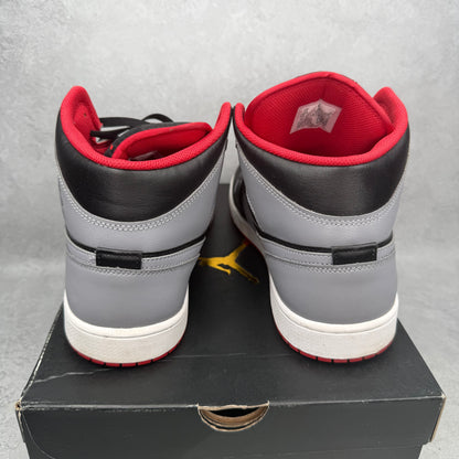 Jordan 1 Mid Bred Shadow *pre-owned* SIZE 13