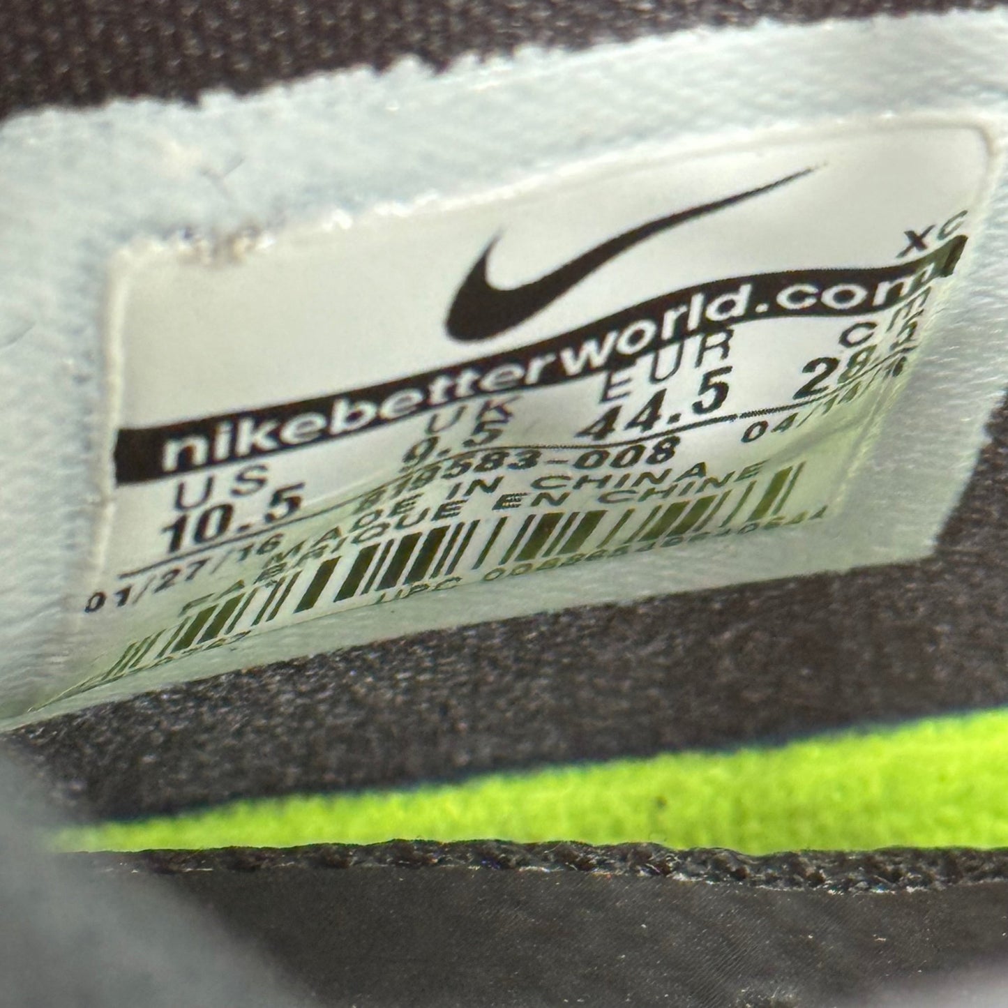 Nike Kyrie 2 Triple Black *pre - owned* SIZE 10.5 - Kicks Collective PA - Nike - 819583-008/820537-008 - Men's Shoes - 10.5M/12W - Pre - Owned