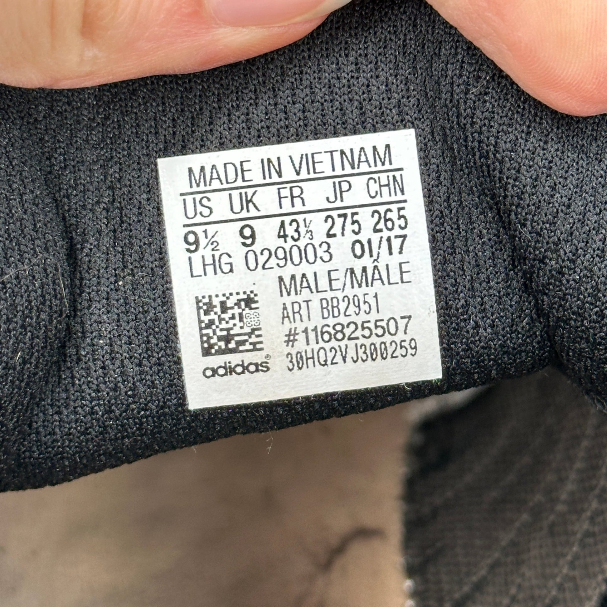 adidas NMD R2 Black White *pre - owned* SIZE 9.5 - Kicks Collective PA - adidas - BB2951 - Men's Shoes - 9.5M/11W - Pre - Owned