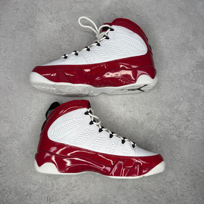 Jordan 9 Retro White Gym Red *pre-owned* SIZE 9