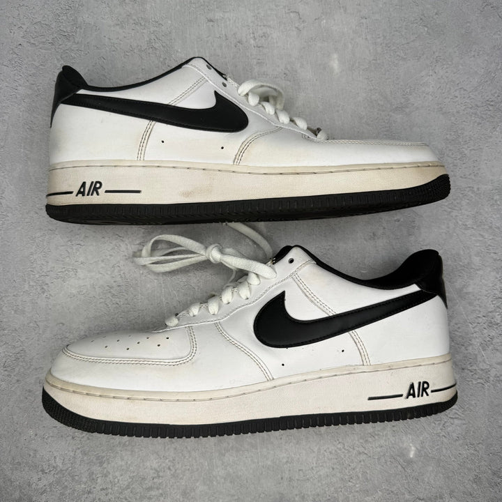 Nike Air Force 1 Low '07 White Black (2022) *pre - owned* SIZE 13 - Kicks Collective PA - Nike - DH7561-102 - Men's Shoes - 13M/14.5W - Pre - Owned - No Box