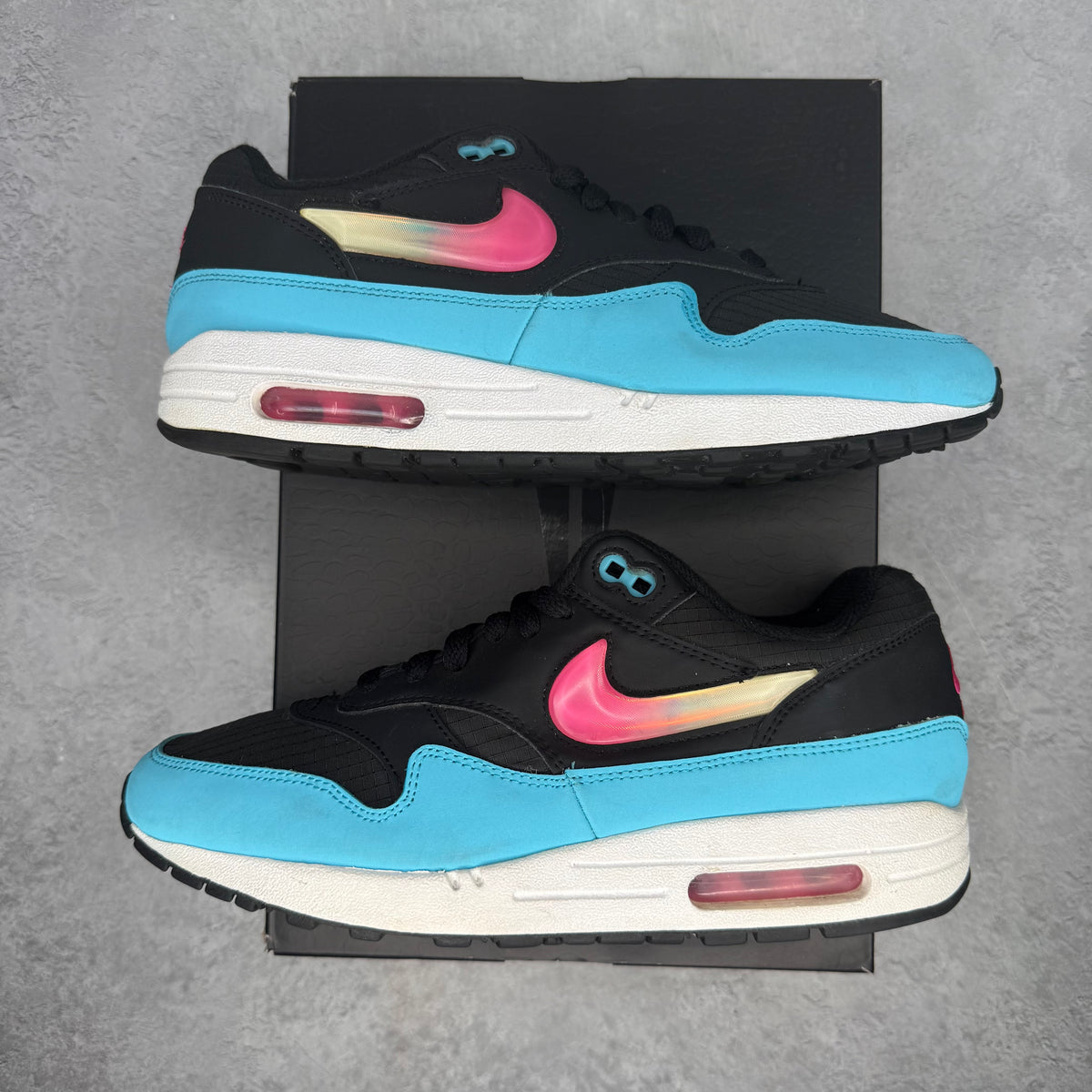 Nike Air Max 1 Jelly Swoosh Black Fuchsia Blue Fury *pre-owned* SIZE 8.5