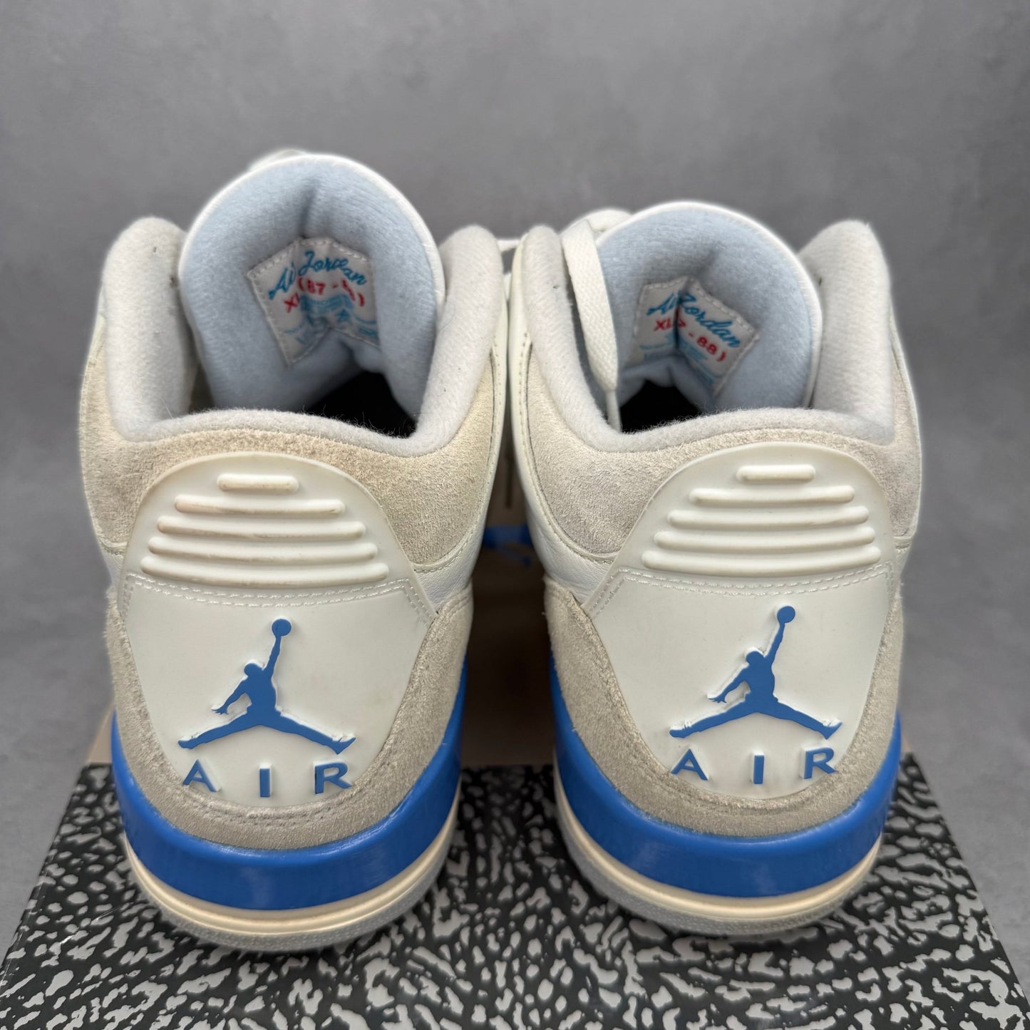 Jordan 3 Retro Lucky Shorts *pre - owned* SIZE 10 - Kicks Collective PA - Jordan - CT8532-101 - Men's Shoes - 10M/11.5W - Pre - Owned