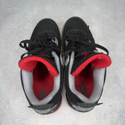 Jordan 4 Retro Bred (2019) *pre-owned* SIZE 9