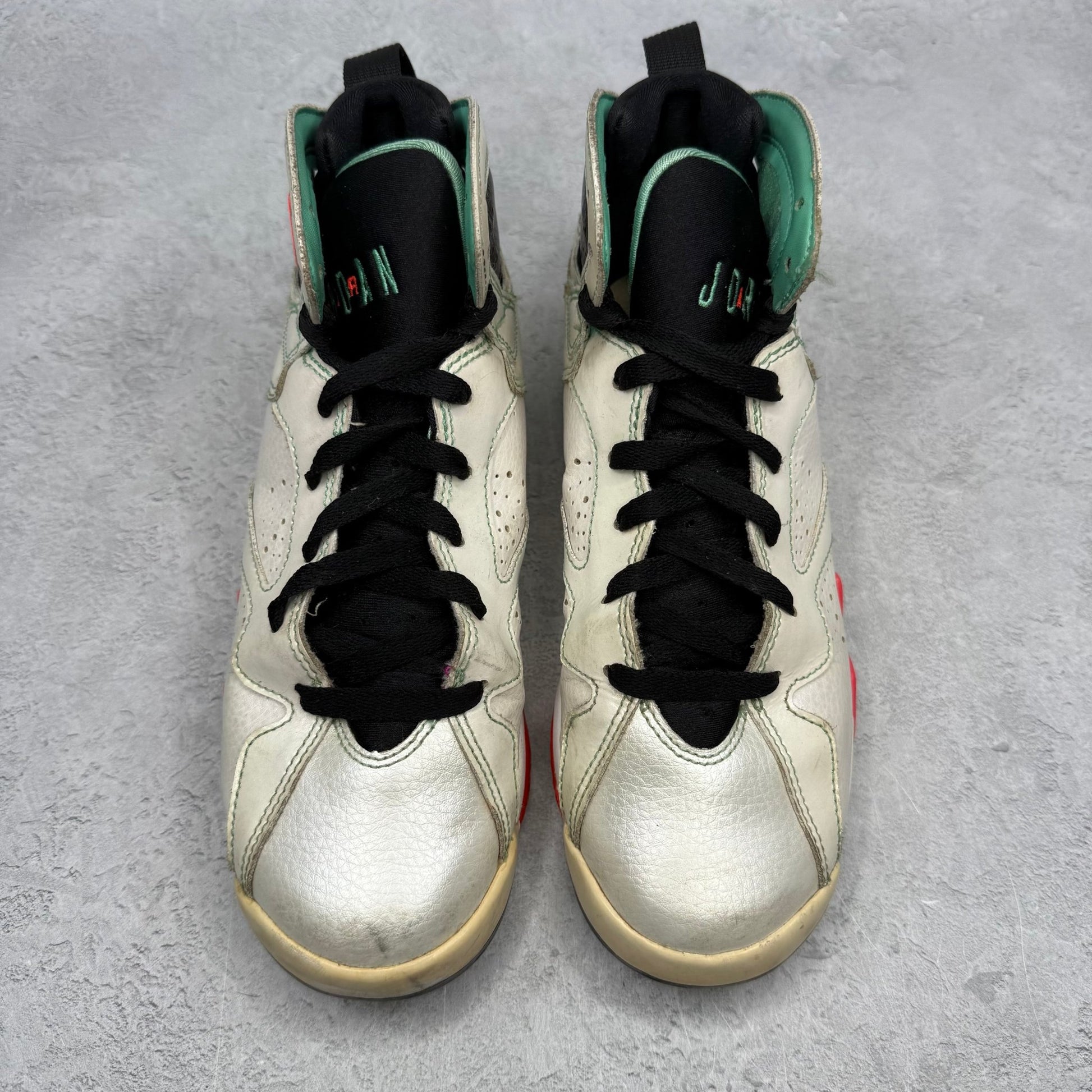 Jordan 7 Retro Verde (GS) *pre - owned* SIZE 6Y - Kicks Collective PA - Jordan - 705417-138 - Kid's Shoes - 6Y - Pre - Owned - No Box