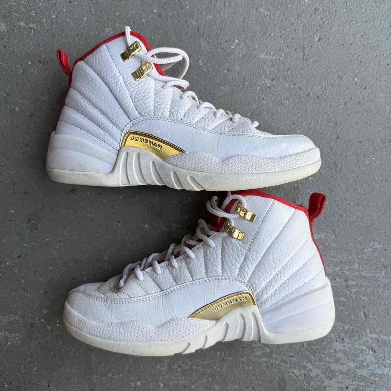 Jordan 12 Retro FIBA (2019) (GS) .5Y - Image 1