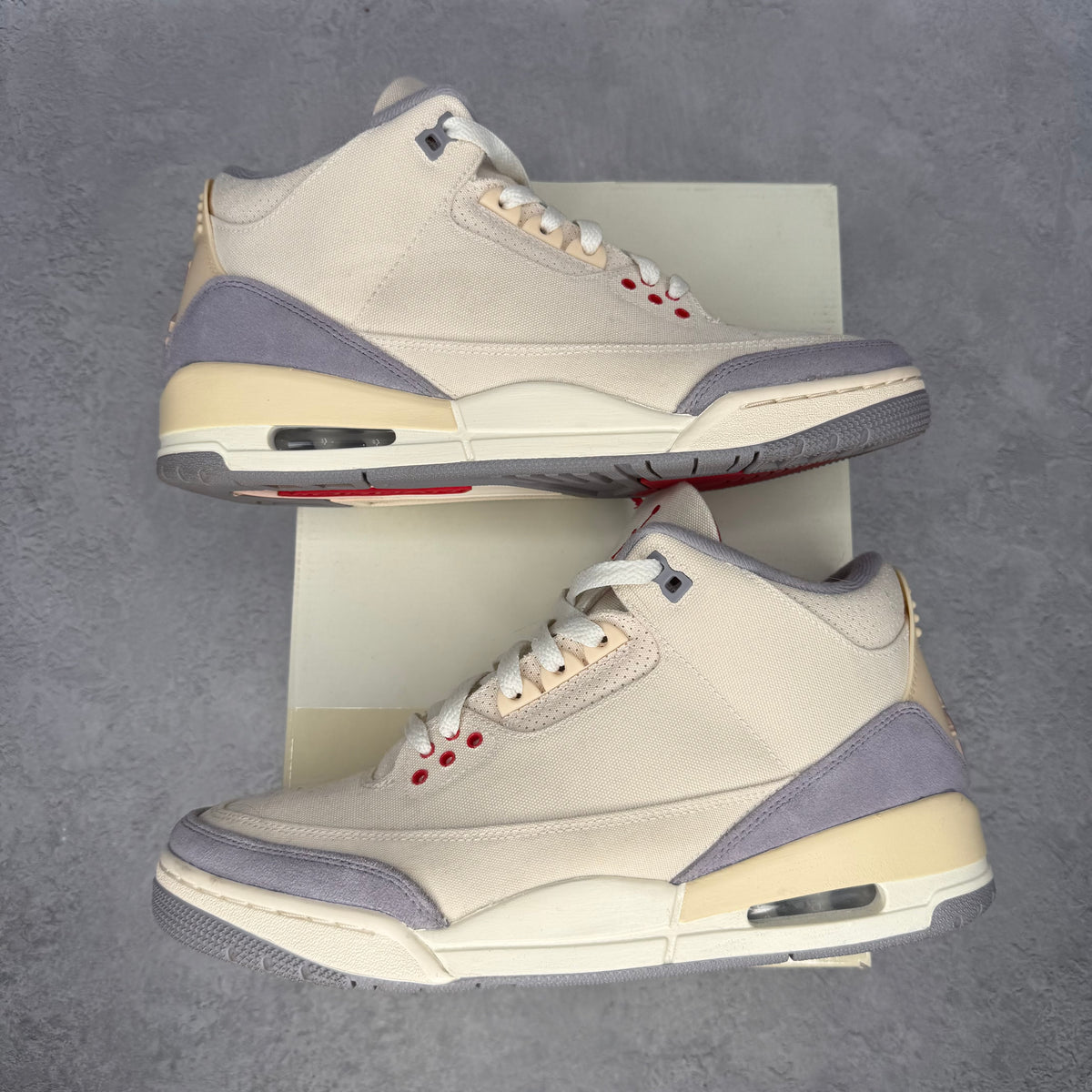 Jordan 3 Retro Muslin *pre-owned* SIZE 10
