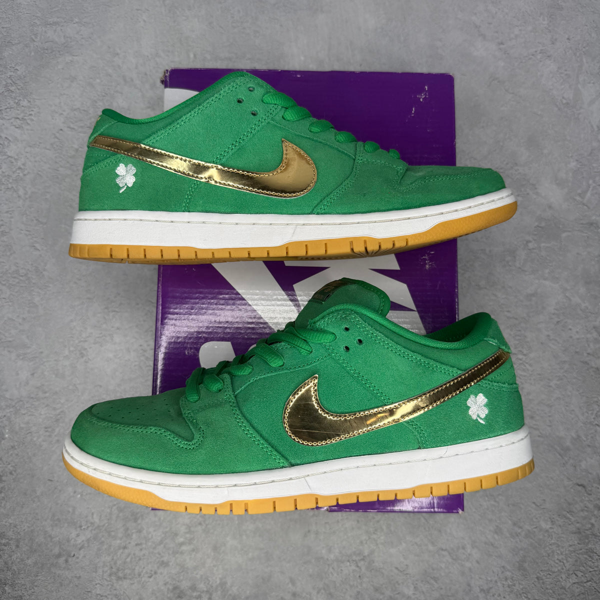 Nike SB Dunk Low Pro St. Patrick's Day (2022) *pre-owned* SIZE 10.5