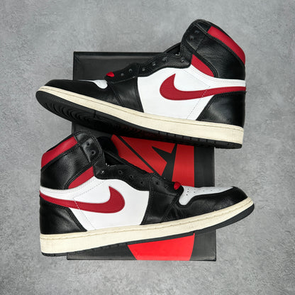 Jordan 1 Retro High Black Gym Red *pre-owned* SIZE 11.5