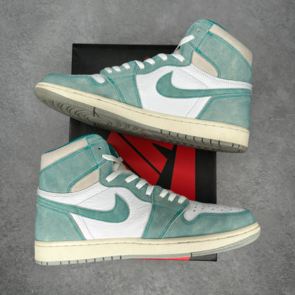 Jordan 1 Retro High Turbo Green *pre-owned* SIZE 11.5