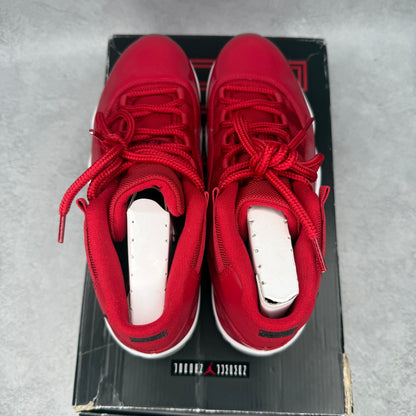 Jordan 11 Retro Win Like 96 *pre-owned* SIZE 10