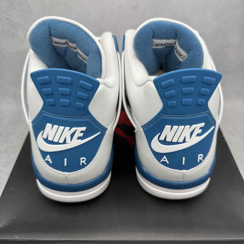 Jordan 4 Retro Military Blue (2024)