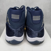 Jordan 11 Retro Midnight Navy (Women's) *pre-owned* SIZE 12W