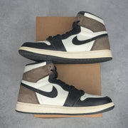 Jordan 1 Retro High Dark Mocha 9.5 (Pre-Owned) - Image 2