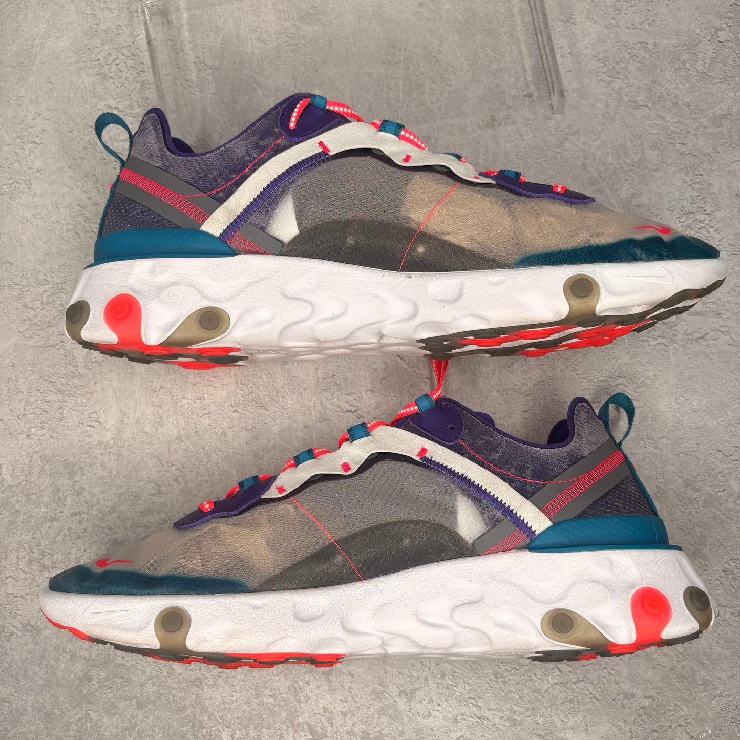 Nike React Element 87 Red Orbit *pre-owned* SIZE 12