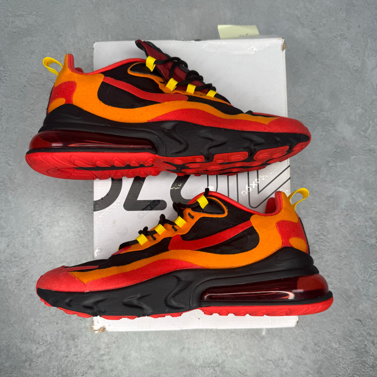 Nike Air Max 270 React Magma *pre-owned* SIZE 8.5
