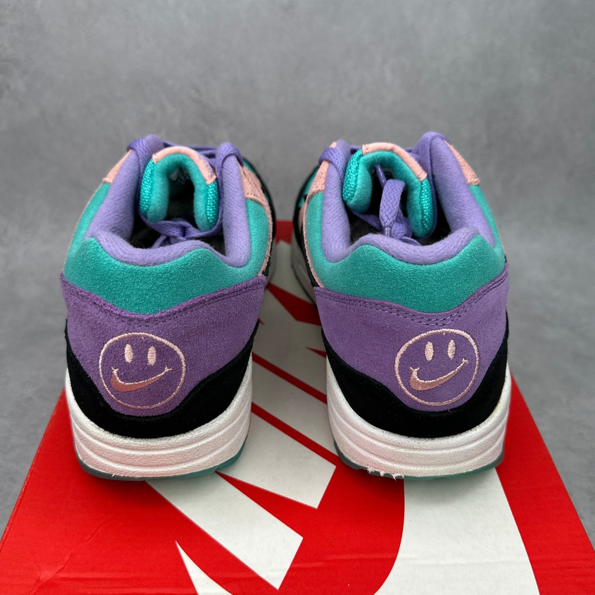 Nike Air Max 1 Have a Nike Day *pre - owned* SIZE 9.5 - Kicks Collective PA - Nike - BQ8929-500 - Men's Shoes - 9.5M/11W - Pre - Owned