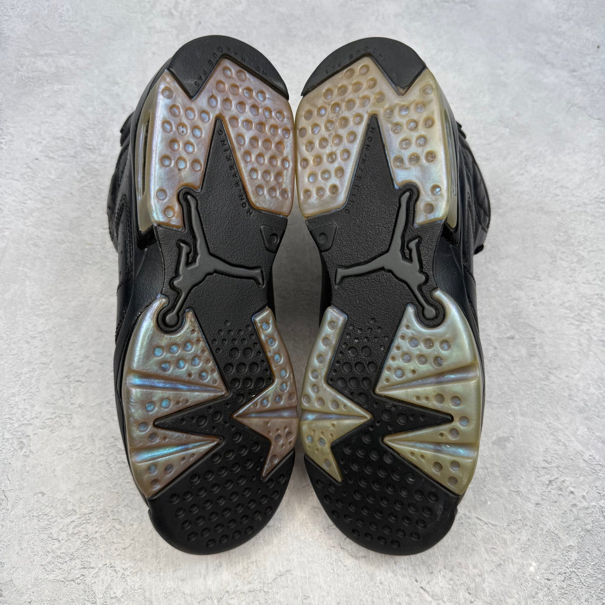 Jordan 6 Retro All - Star Chameleon (2017) (MISMATCH SIZES) *pre - owned* SIZE 6.5Y & 7Y - Kicks Collective PA - Jordan - 907961-015 - Kid's Shoes - 6.5Y - Pre - Owned - No Box