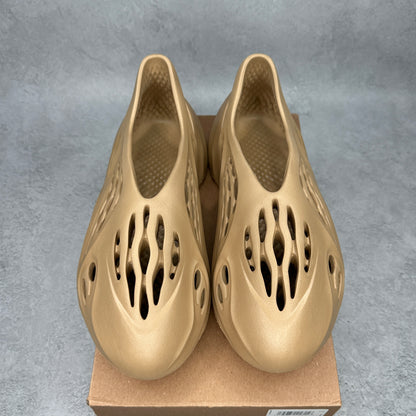 adidas Yeezy Foam RNNR Ochre VNDS *pre-owned* SIZE 12