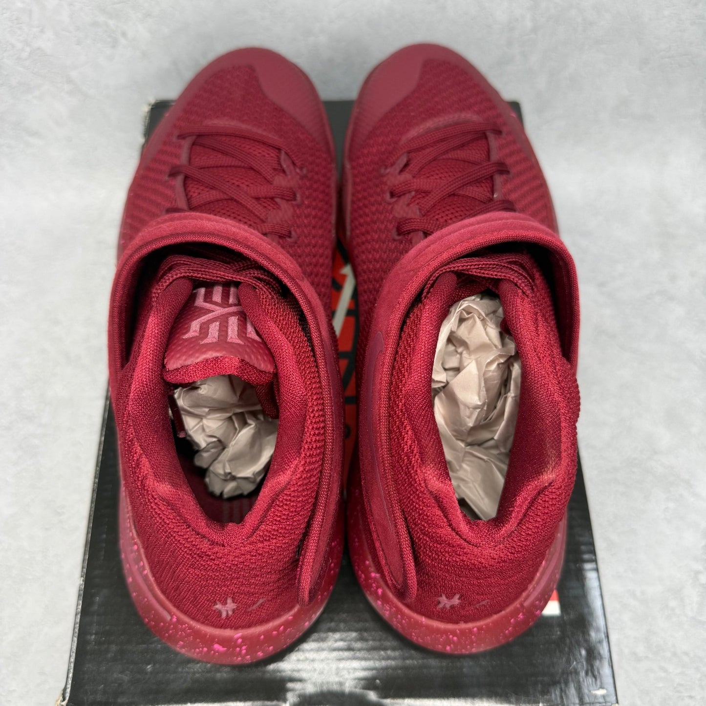 Nike Kyrie 2 Red Velvet VNDS *pre - owned* SIZE 11 - Kicks Collective PA - Nike - 819583-600/820537-600 - Men's Shoes - 11M/12.5W - Pre - Owned