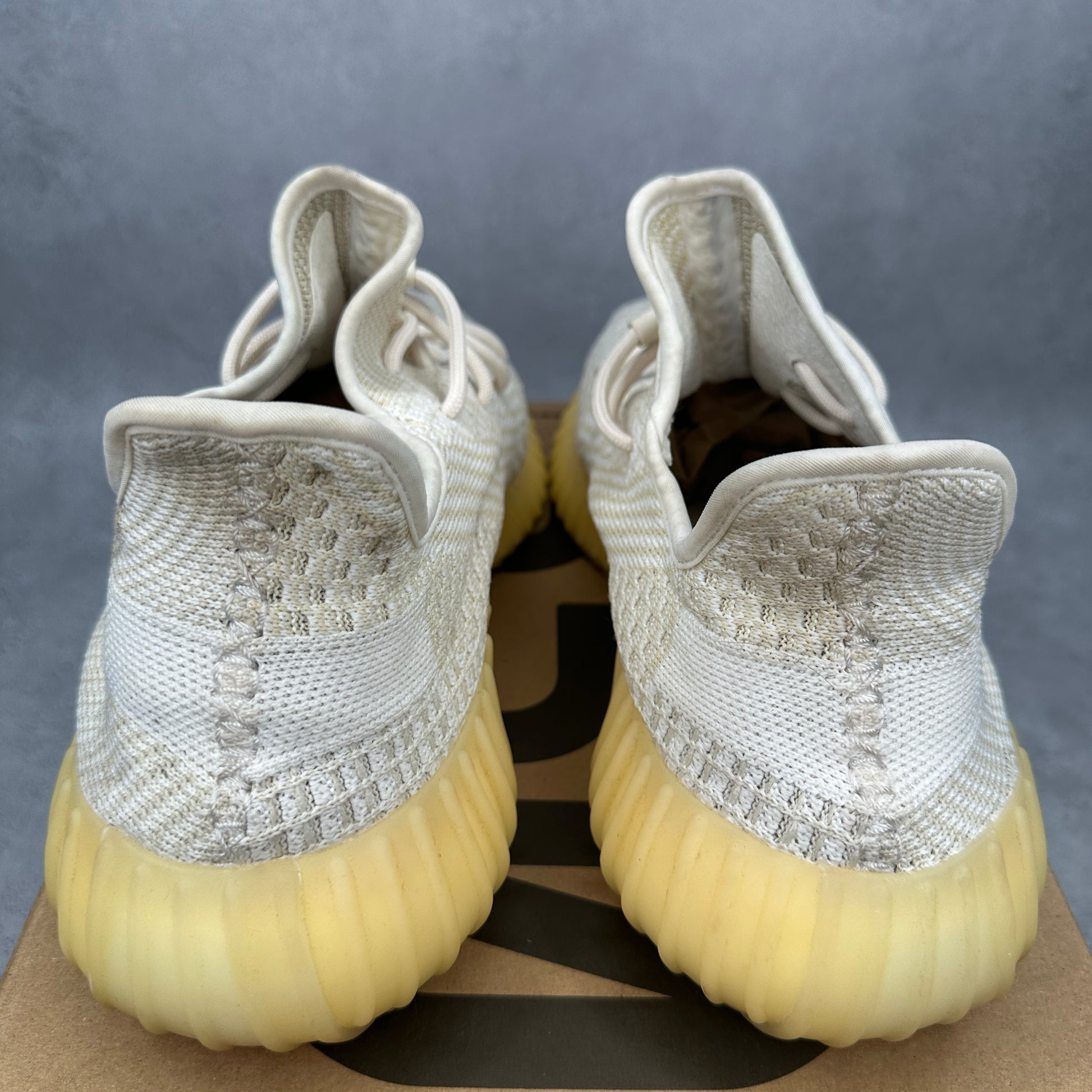 adidas Yeezy Boost 350 V2 Natural *pre-owned* SIZE 10.5
