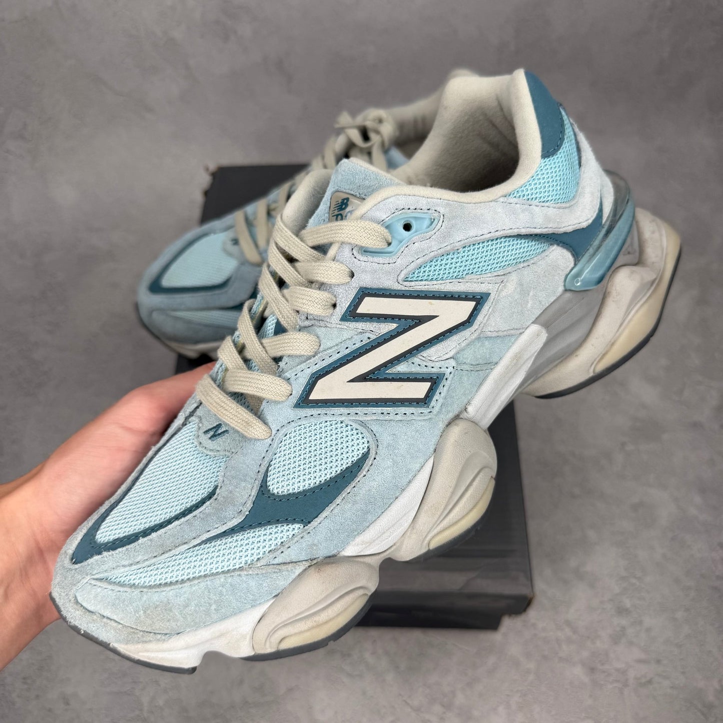 New Balance 9060 Chrome Blue *pre - owned* SIZE 9 - Kicks Collective PA - New Balance - U9060EED - Men's Shoes - 9M/10.5W - Pre - Owned