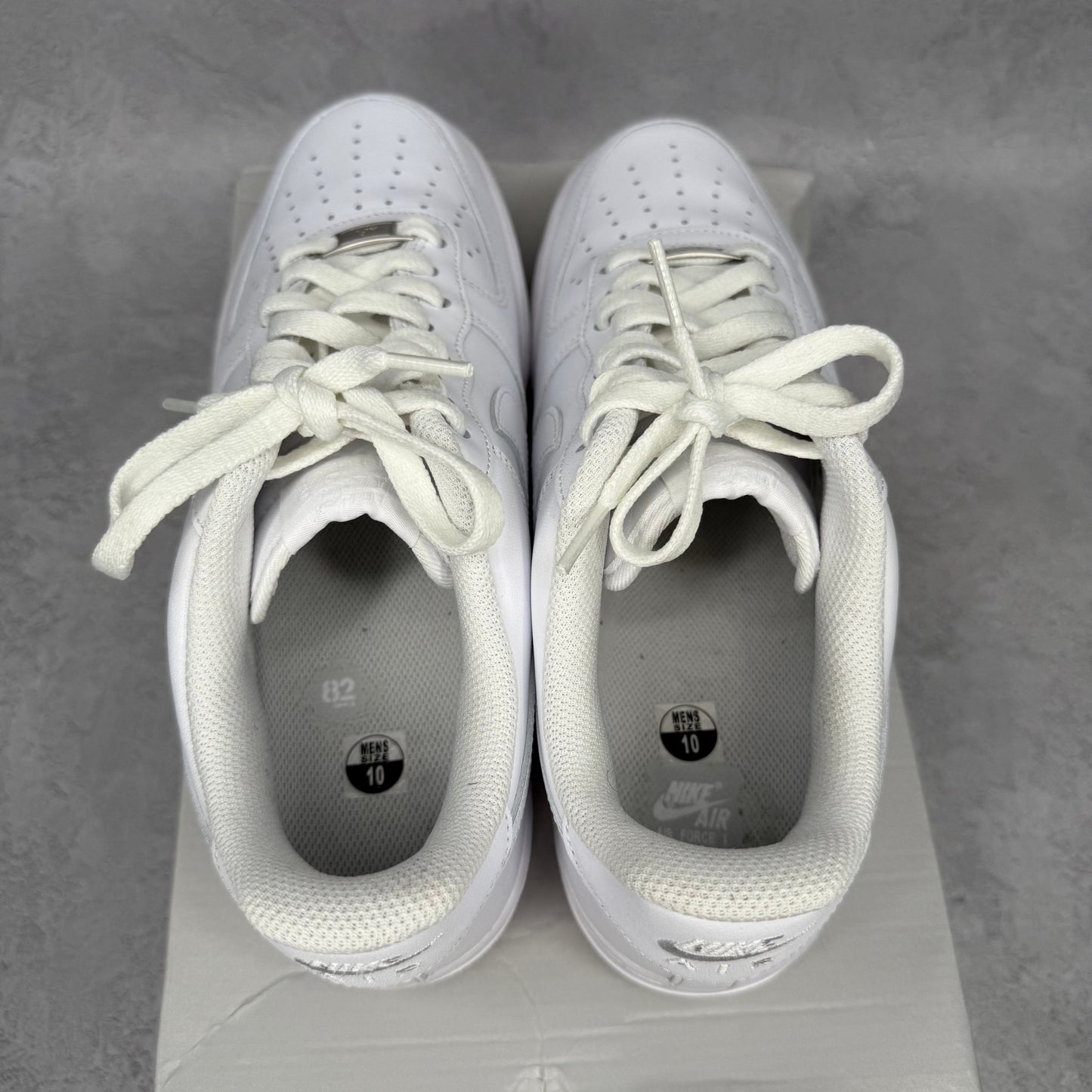 Nike Air Force 1 Low '07 White *pre - owned* SIZE 10 - Kicks Collective PA - Nike - 315122-111/CW2288-111 - Men's Shoes - 10M/11.5W - Pre - Owned