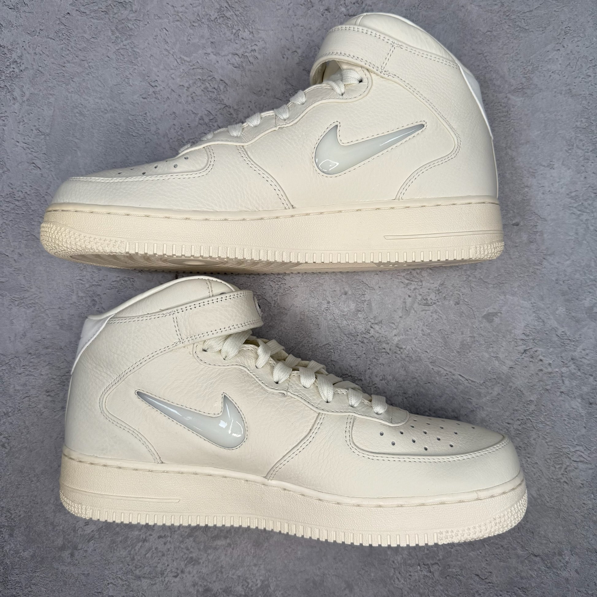 Nike Air Force 1 Retro Prm Sail/Sail - Sail *pre - owned* SIZE 10.5 - Kicks Collective PA - Nike - 941913 - 100 - Men's Shoes - 10.5M/12W - Pre - Owned