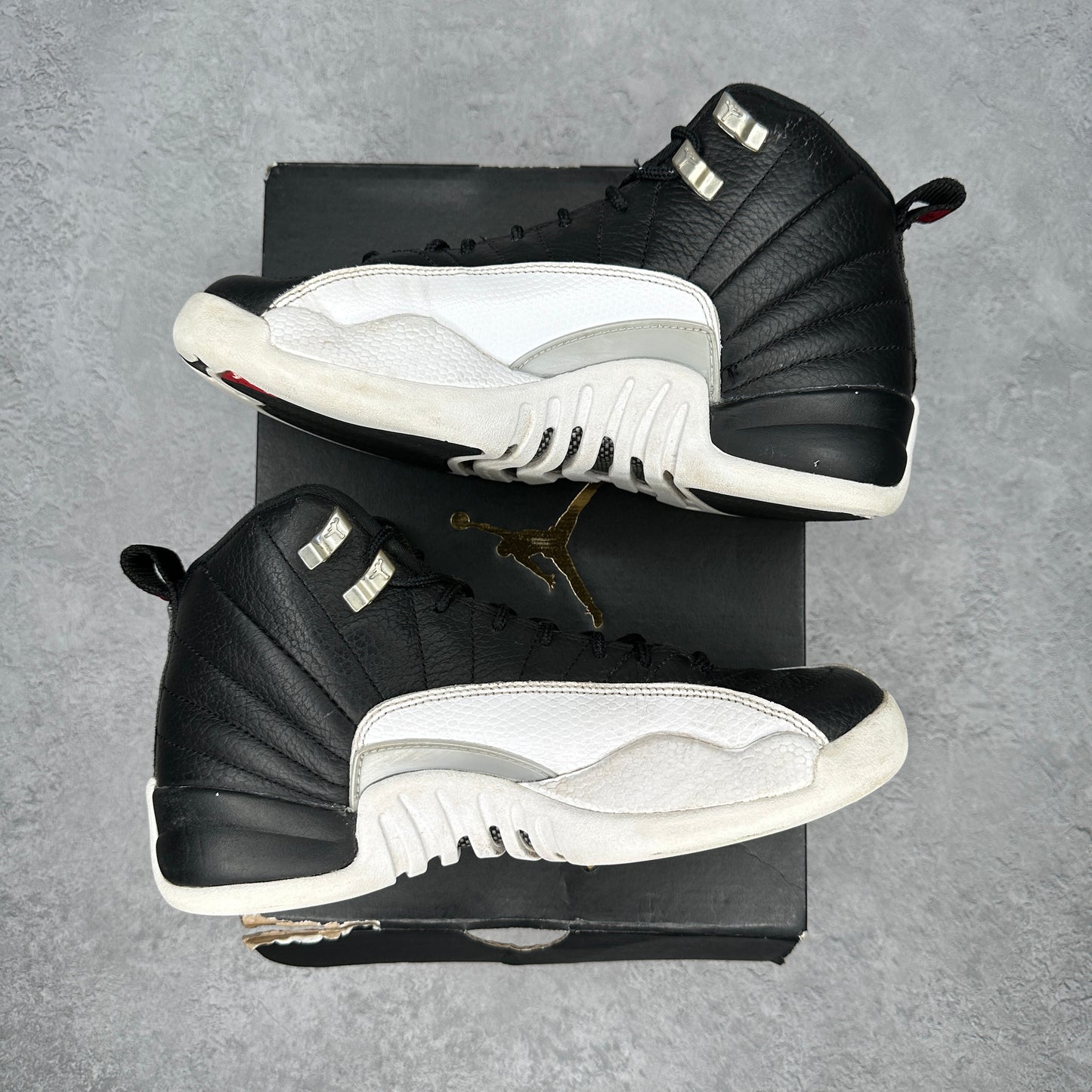 Jordan 12 Retro Playoffs (2022) (GS) *pre-owned* SIZE 6.5Y