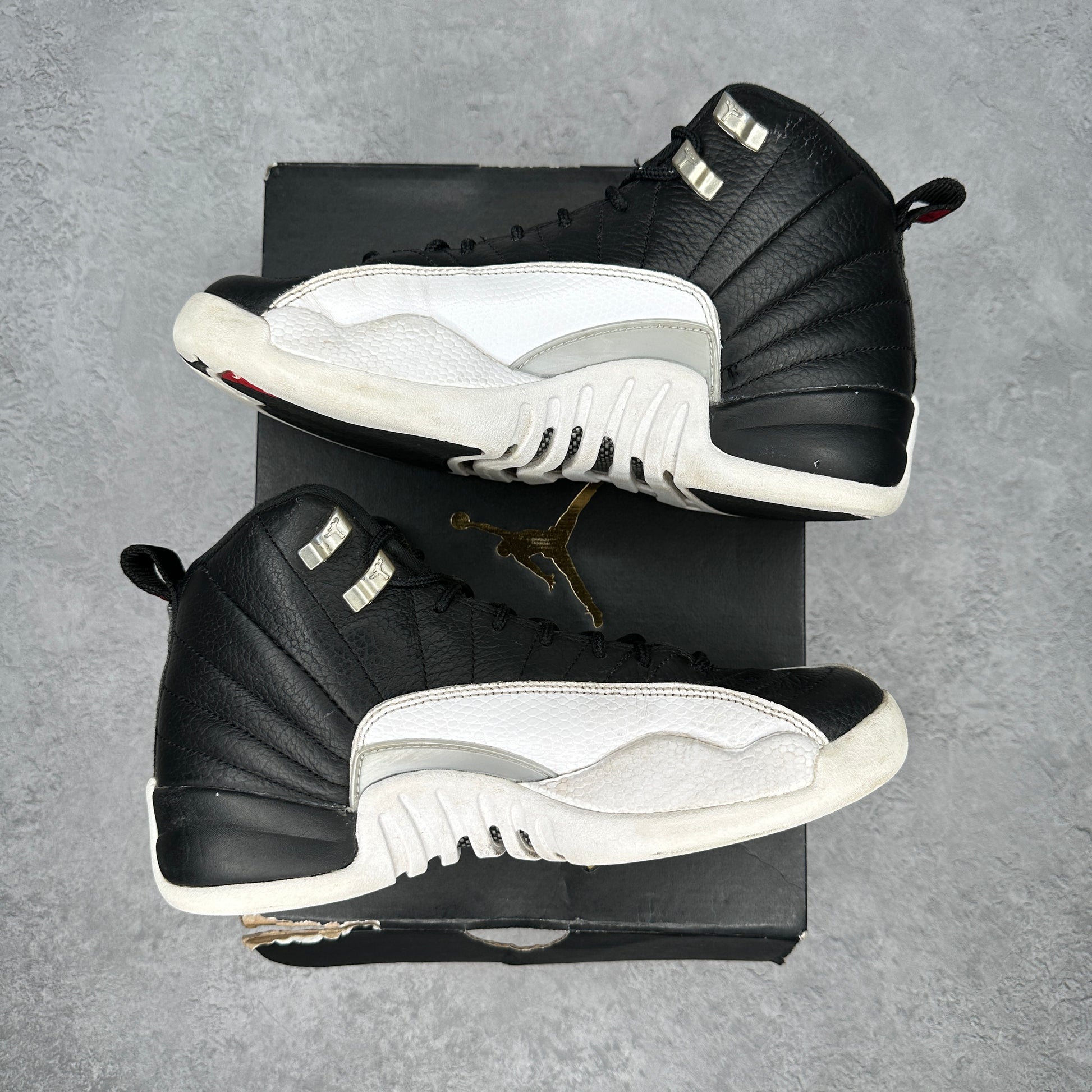 Jordan 12 Retro Playoffs (2022) (GS) *pre-owned* SIZE 6.5Y