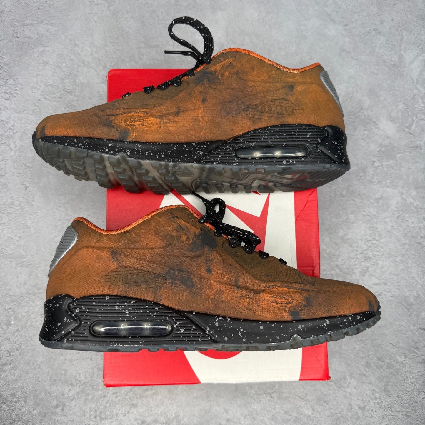 Nike Air Max 90 Mars Landing *pre - owned* SIZE 11 - Kicks Collective PA - Nike - CD0920-600 - Men's Shoes - 11M/12.5W - Pre - Owned