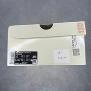 Nike SB Dunk Low Albino & Preto *pre-owned* SIZE 10