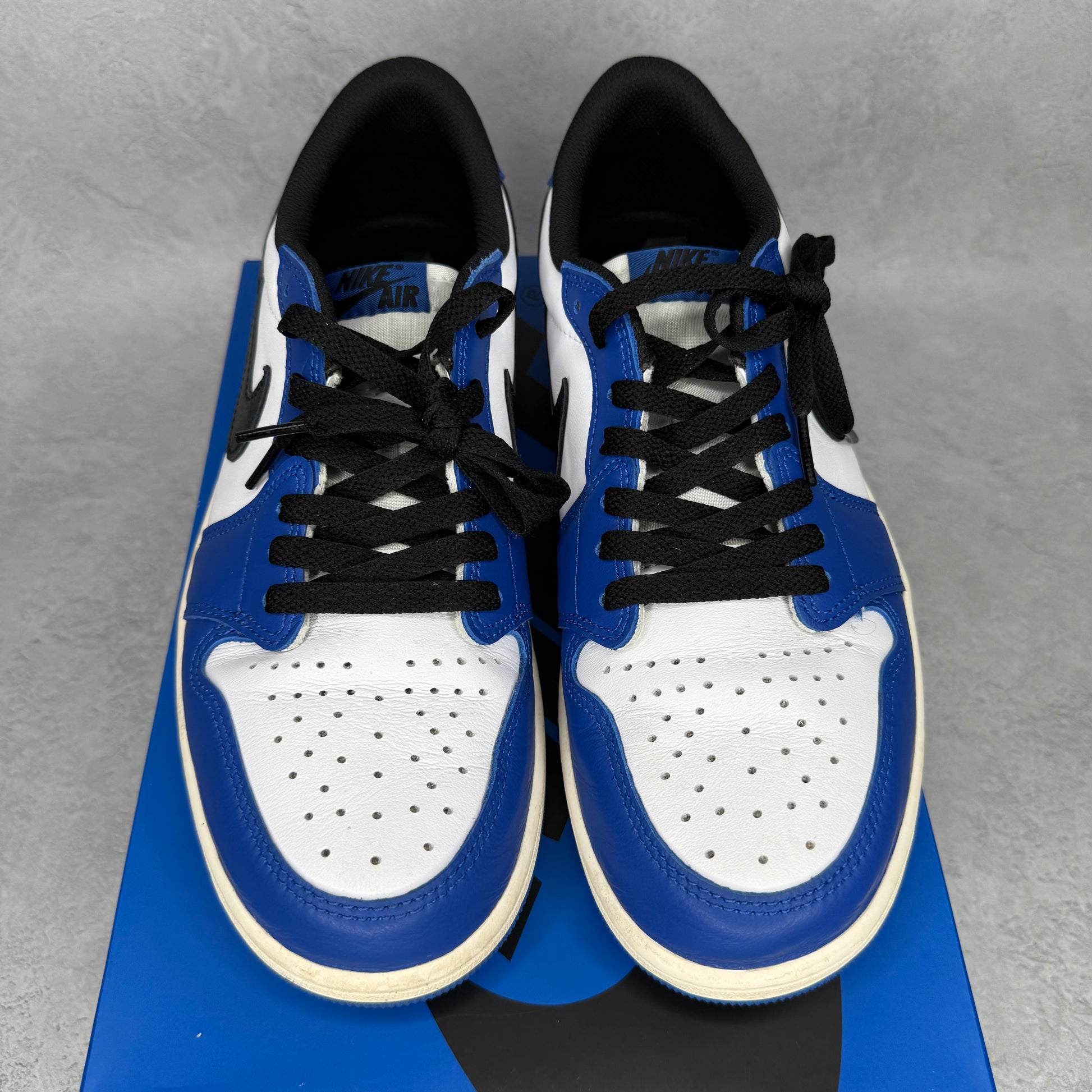 Jordan 1 Retro Low OG Game Royal *pre-owned* SIZE 9